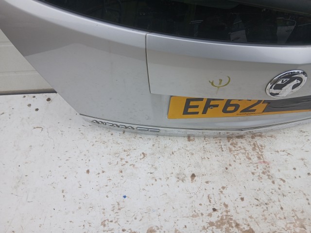 15357 Opel Antara Csomagtérajtó Használt Z176 Ezüst