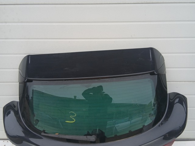 15356 Opel Astra J GTC Csomagtérajtó Z22c Fekete 3 ajtós