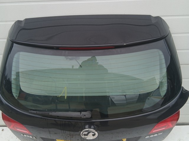 15355 Opel Astra J kombi Csomagtérajtó Z22c Fekete