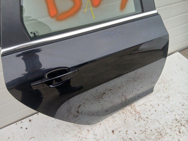 15352 Opel Astra J 2009-2015 jobb Hátsó kombi Ajtó Fekete Z22c