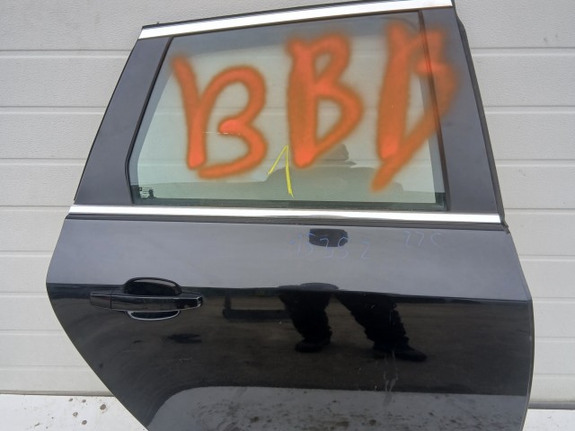 15352 Opel Astra J 2009-2015 jobb Hátsó kombi Ajtó Fekete Z22c