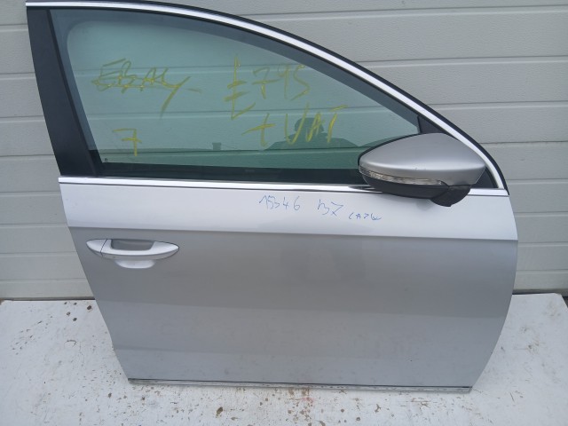 15346 Volkswagen Passat B7 Jobb első Ajtó Ezüst La7w sedan
