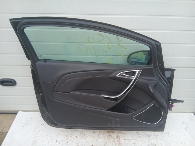 15343 Opel Astra J GTC Bal első Ajtó Fekete Z22c 3 ajtós