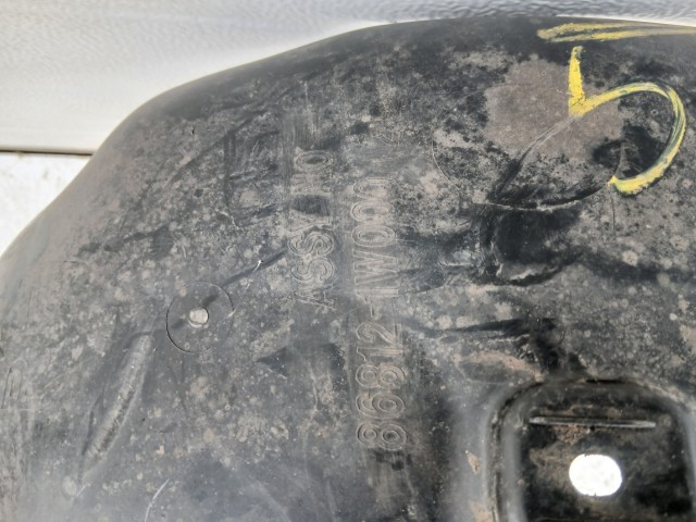 Kia Rio III.(UB) 2011-2017 jobb első Kerékjárati dobbetét Használt