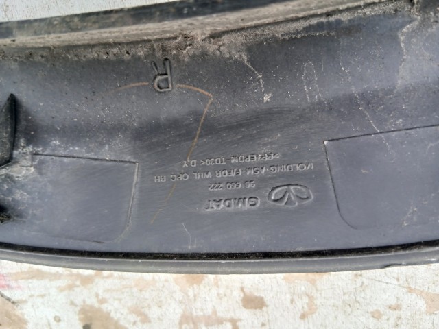 Opel Antara 2006-2015 jobb első sárvédő díszléc Használt