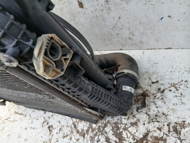 Volkswagen Passat B7 1.6 cdtdi diesel  hűtősor Használt