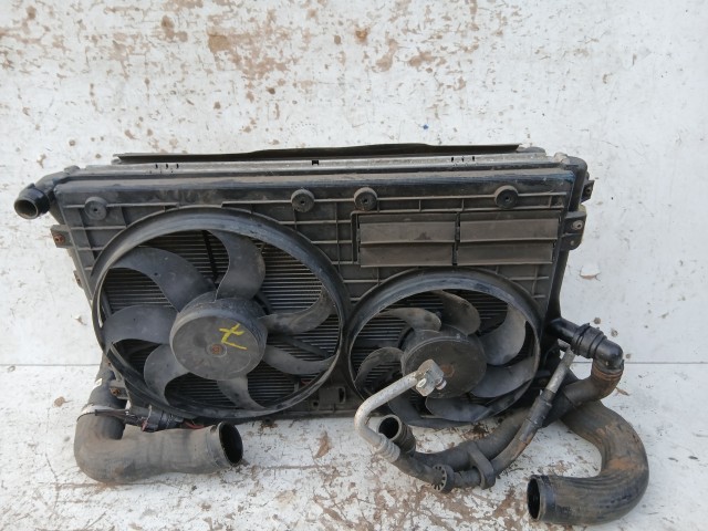 Volkswagen Passat B7 1.6 cdtdi diesel  hűtősor Használt