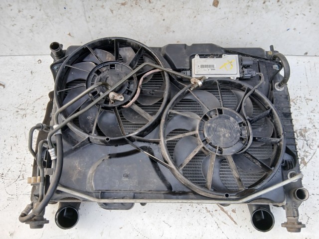 Opel Antara 2.2cdti automata hűtősor