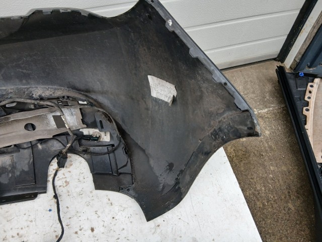 15409 Opel Astra J GTC Hátsó Lökhárító parkszenzoros Fekete Z22c