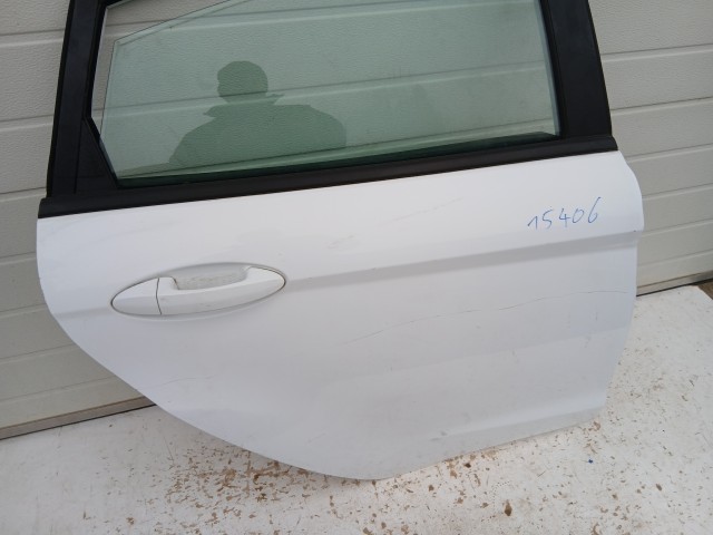 15406 Ford Fiesta Mk6 2008-2019 Jobb hátsó Ajtó Fehér