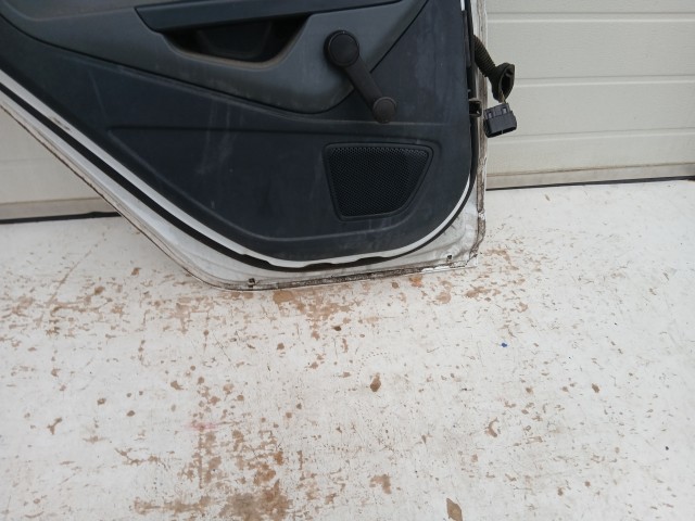 15405 Ford Fiesta Mk6 2008-2019 Bal hátsó Ajtó Fehér