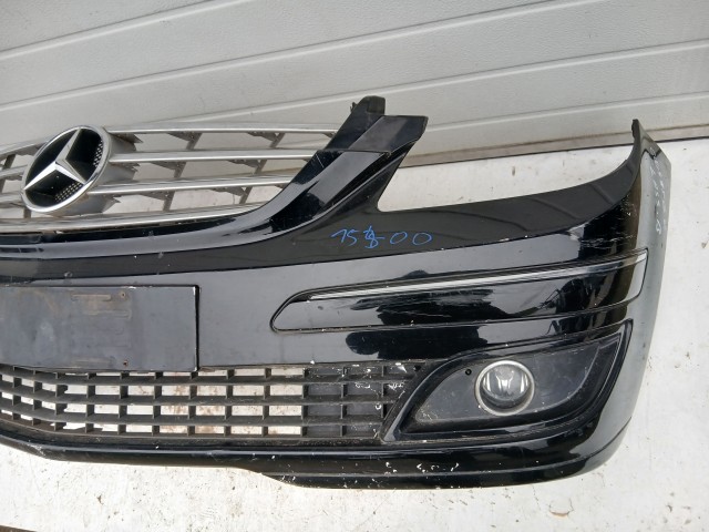 15400 Mercedes Benz B-Class 2005-2011 első Lökhárító Fekete