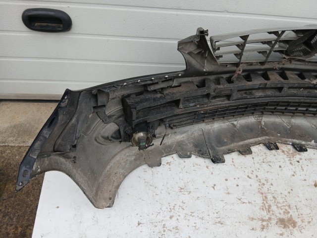 15400 Mercedes Benz B-Class 2005-2011 első Lökhárító Fekete