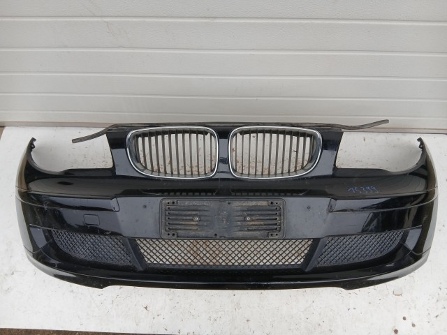 15399 BMW 1 (E87) 2004-2011 első Lökhárító Fekete