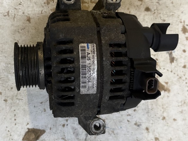 Opel Astra K 1.6cdti b16dth Generátor