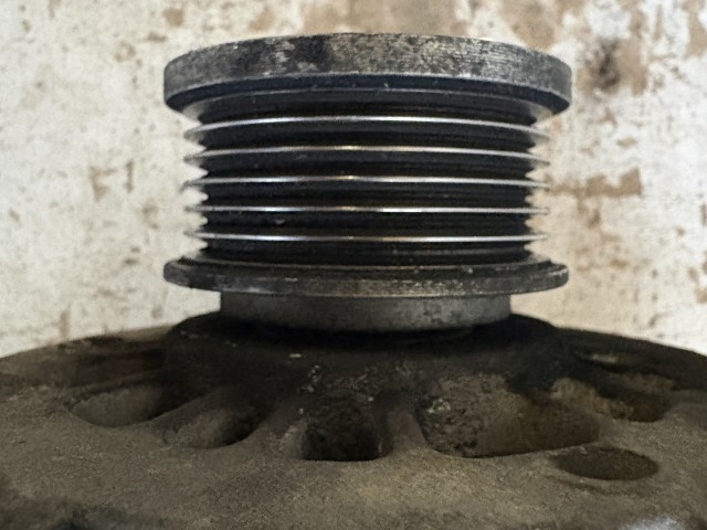 Opel Antara 2.2 cdti z22d1 Generátor