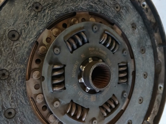 Opel Insignia 2.0 cdti kettős tömegű lendkerék szett A20dth