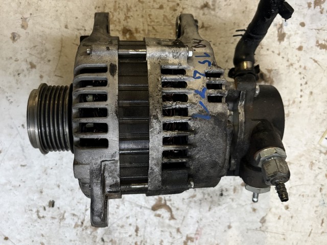 Opel Astra H Z17dth Generátor vákumszivattyüs