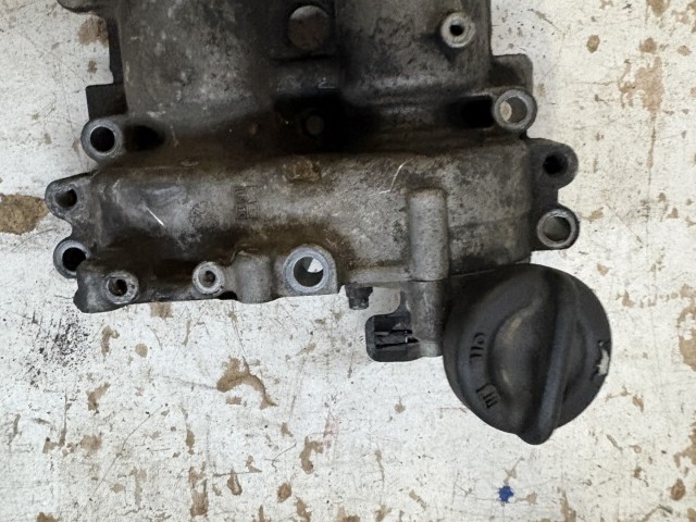 Opel Insignia 2.0 cdti a20dth Vezérműtengelyház