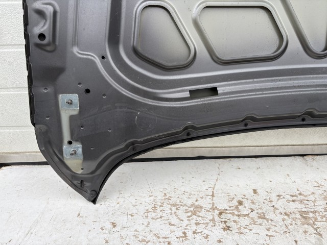 15516 Opel Astra J 2009-2015 Motorháztető Használt Z177 Grafit 