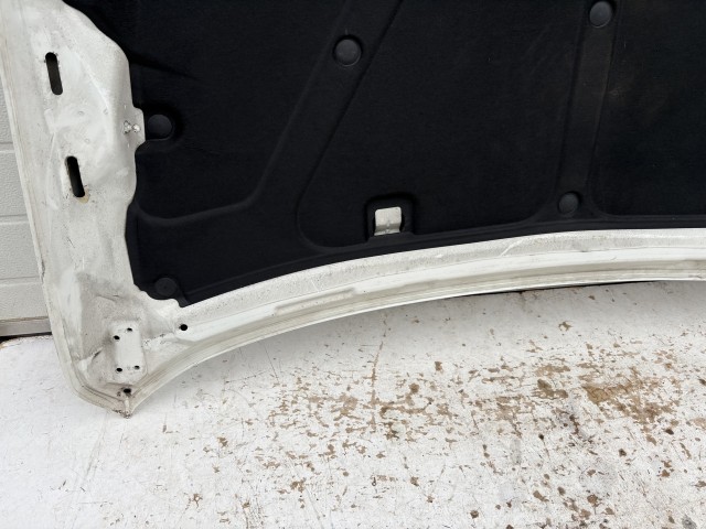 15518 Opel Antara 2006-2015 Motorháztető Használt kagyló Fehér  