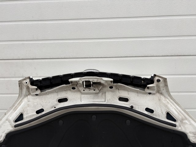 15518 Opel Antara 2006-2015 Motorháztető Használt kagyló Fehér  