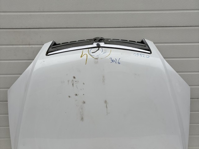 15520 Opel Antara 2006-2015 Motorháztető Használt Fehér   a képen látható sérüléssel