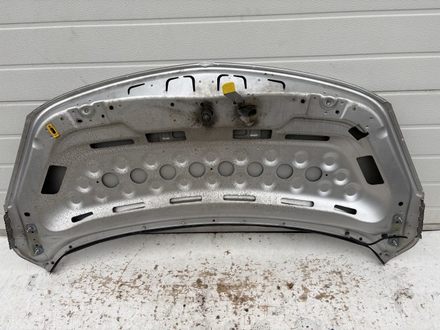 15526 Opel Meriva B 2010-2017 Motorháztető Használt Ezüst Z176 