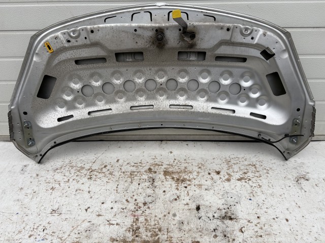 15526 Opel Meriva B 2010-2017 Motorháztető Használt Ezüst Z176 