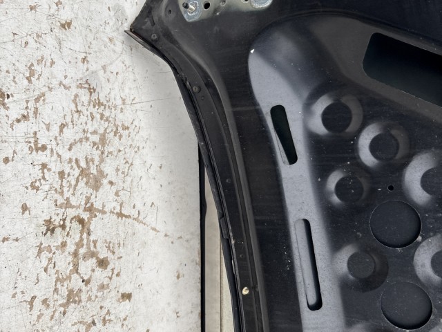 15527 Opel Meriva B 2010-2017 Motorháztető Használt Fekete Z22C 