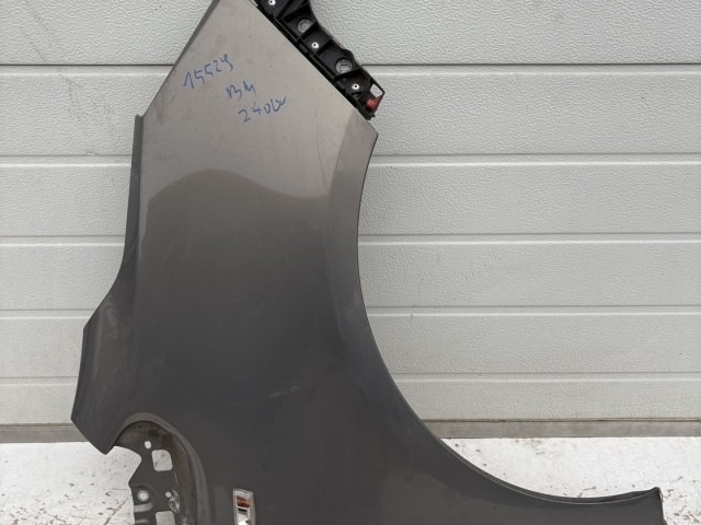 15529 Opel Meriva B Jobb első Sárvédő Barna  Z40W