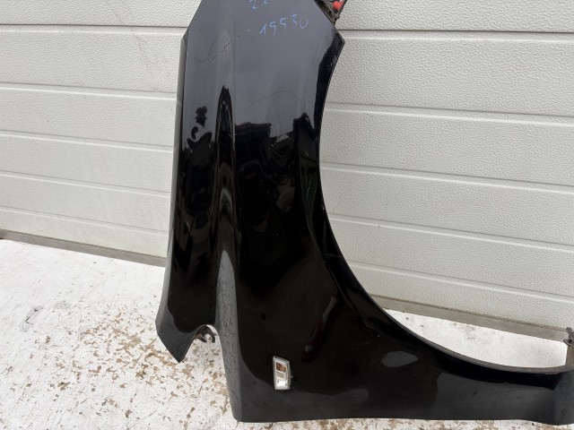 15530 Opel Corsa D Jobb első Sárvédő Fekete  Z20R