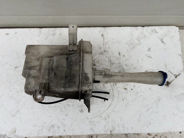 Kia Ceed I. (ED) 2007-2012 Ablakmosó tartály Használt  