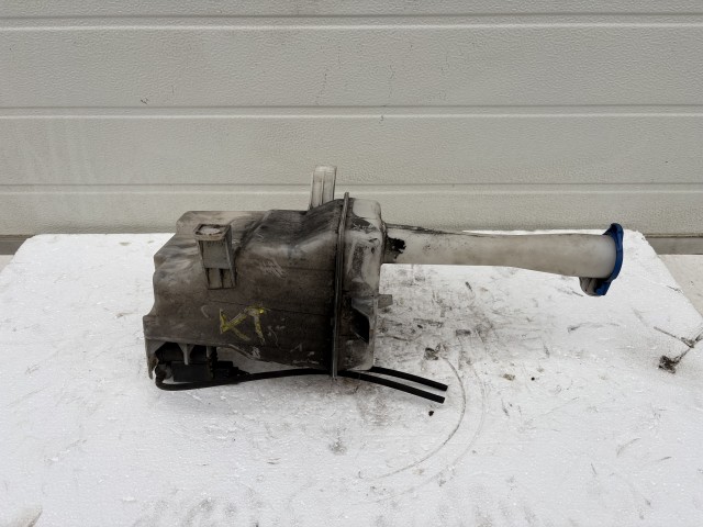 Kia Ceed I. (ED) 2007-2012 Ablakmosó tartály Használt  