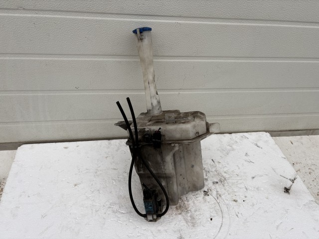 Kia Ceed I. (ED) 2007-2012 Ablakmosó tartály Használt  