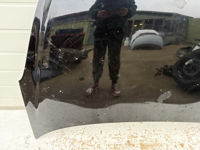 15537 Opel Corsa D 2006-2014 Motorháztető Használt Fekete  