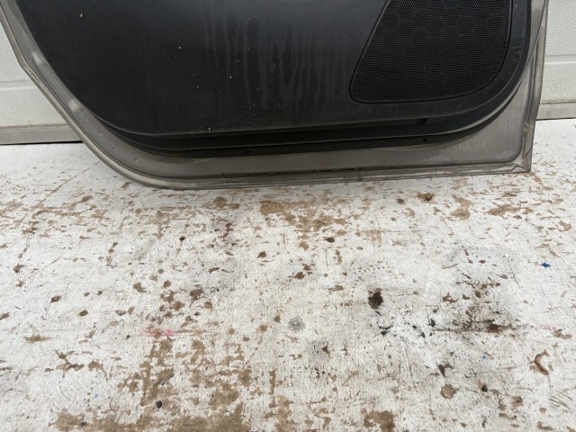 15549 Opel Meriva B Bal hátsó Ajtó Barna  Z40W