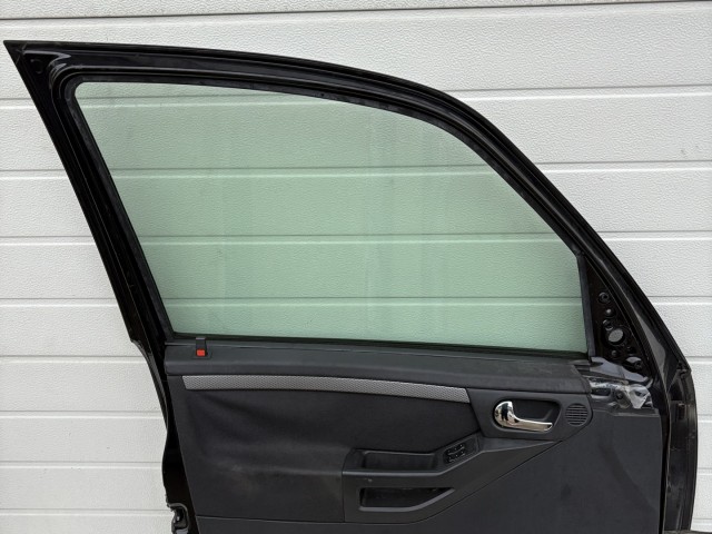 15559 Opel Meriva A Bal első Ajtó Fekete  Z20R