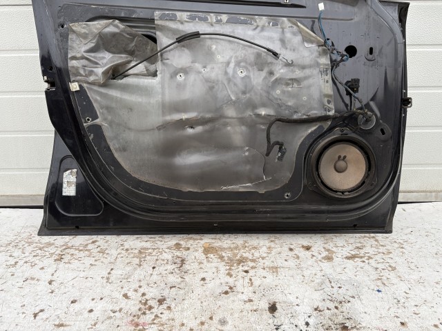 15546 Opel Corsa D Bal első Ajtó Fekete Z20R
