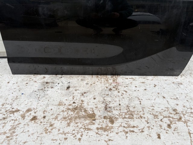 15556 Opel Corsa E Jobb első Ajtó Fekete Y22C