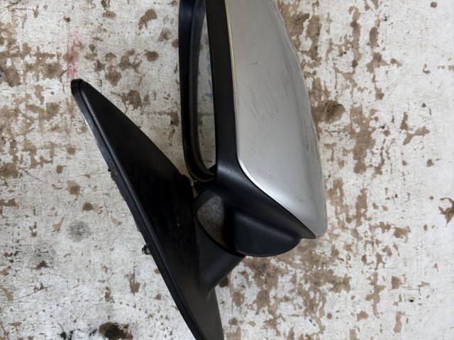 15601 Kia Ceed I. (ED) 2007-2012 Bal Tükör ezüst