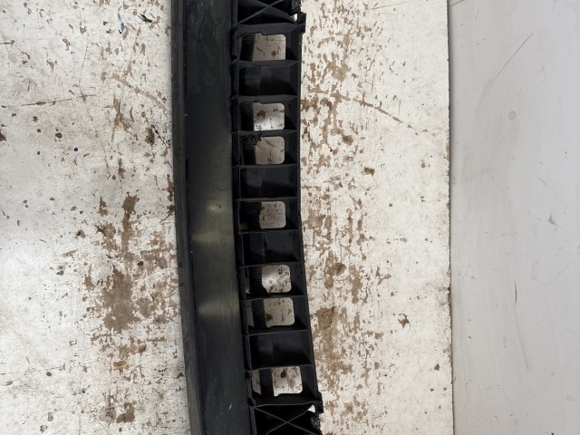 Opel Meriva A első Lökhárító merevítő fekete