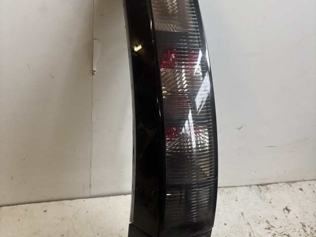 15644 Opel Meriva A Bal hátsó Lámpa