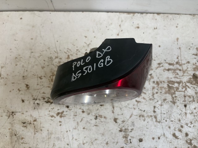 15646 Volkswagen Polo Jobb hátsó V Lámpa