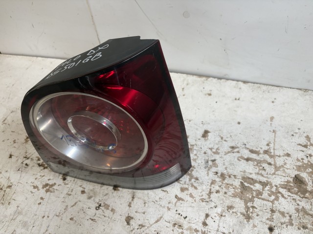 15646 Volkswagen Polo Jobb hátsó V Lámpa