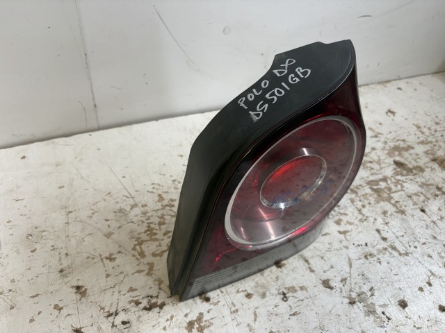 15646 Volkswagen Polo Jobb hátsó V Lámpa