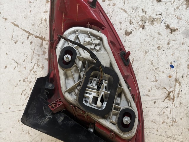 15647 Opel Meriva B Bal hátsó Lámpa