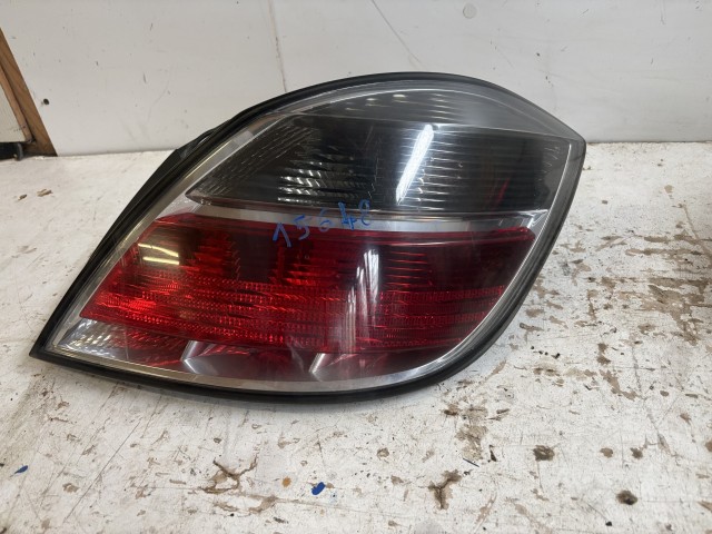 15648 Opel Astra H Jobb hátsó Lámpa