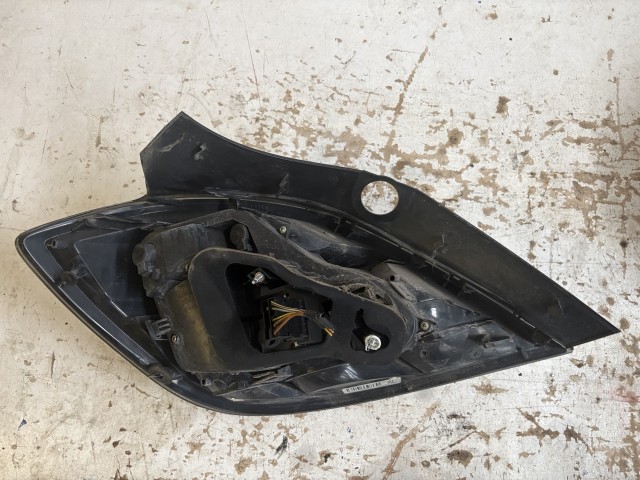 15648 Opel Astra H Jobb hátsó Lámpa