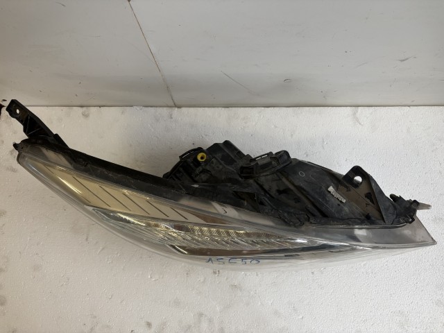 15650 Opel Meriva B Jobb első Lámpa Fényszóró